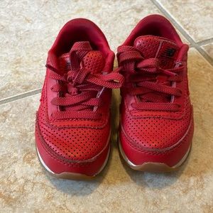 New Balance Toddler Sz 6 Shoes
